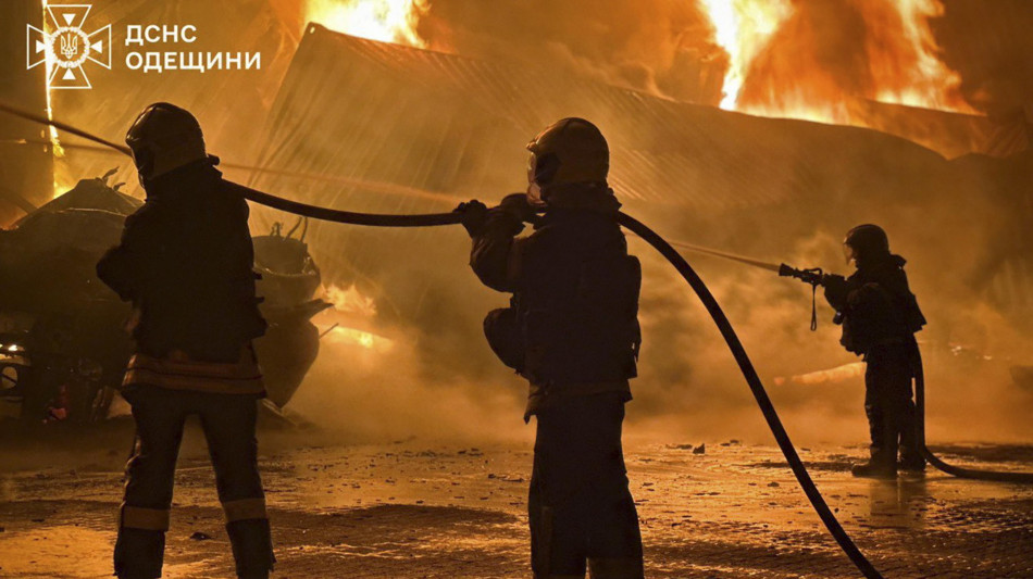 Kiev, 7 morti in bombardamento russo sulla regione di Odessa
