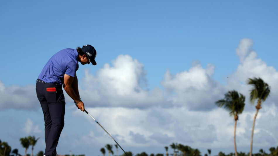 Echavarria takes lead in Puerto Rico