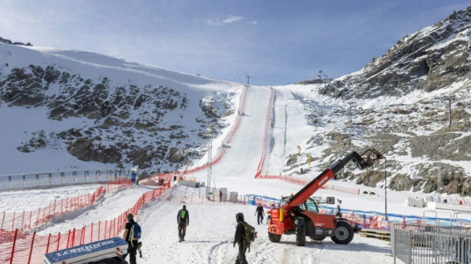 Ski alpin: la saison du blanc reprend &agrave; S&ouml;lden avec une touche de vert p&acirc;le