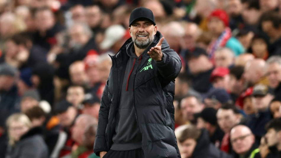 Liverpool luta por um milagre na Liga Europa; Leverkusen quer prolongar sua festa