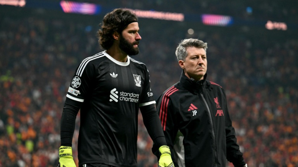 T&eacute;cnico do Liverpool confirma les&atilde;o de Alisson, que n&atilde;o tem prazo para retorno