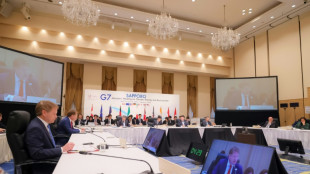 G7 pledges to quit fossil fuels faster, but no new deadline