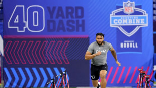 Jogador do Dallas Cowboys, da NFL, morre em aparente caso de suicídio