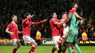 Wrexham vence Nottingham Forest nos p&ecirc;naltis e avan&ccedil;a na FA Cup
