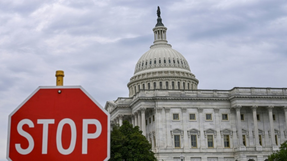 AI political ads warp reality ahead of US midterms
