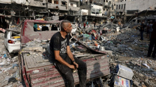 Pas de r&eacute;pit dans les bombardements isra&eacute;liens &agrave; Gaza, vastes destructions
