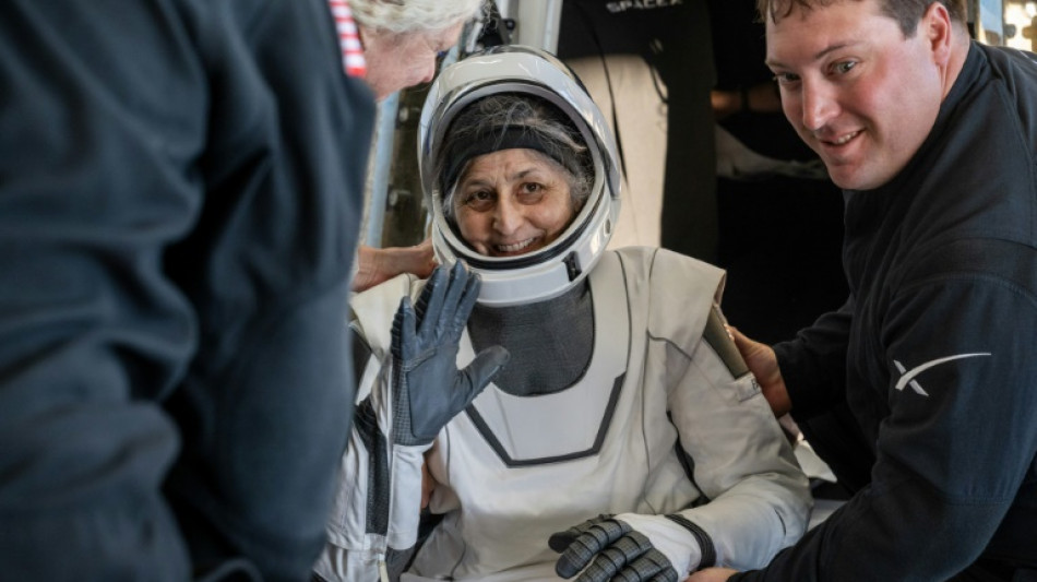 Retour sur Terre r&eacute;ussi pour les astronautes am&eacute;ricains qui &eacute;taient coinc&eacute;s dans l'espace