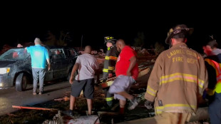 Más de 20 muertos en EEUU por intensos tornados