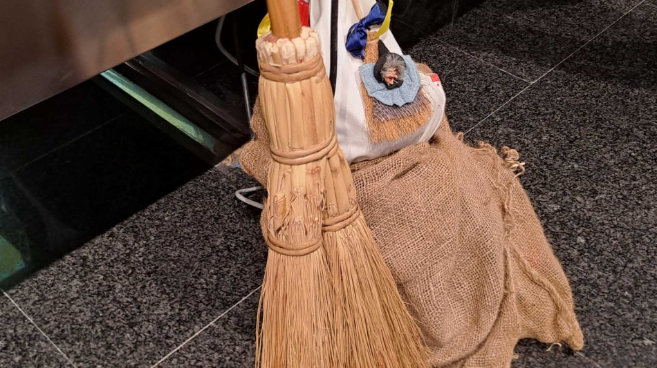 Confesercenti, per l'l'Epifania il 66% sceglie la "calza"