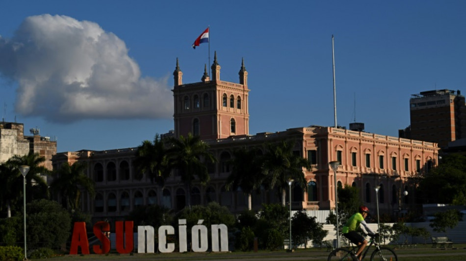 Paraguai, economicamente est&aacute;vel e afetado pela corrup&ccedil;&atilde;o