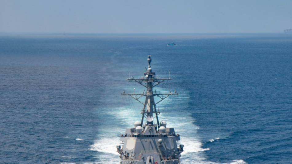 Dos buques de guerra de la Armada de EEUU transitan por el estrecho de Taiw&aacute;n