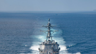 Dos buques de guerra de la Armada de EEUU transitan por el estrecho de Taiw&aacute;n