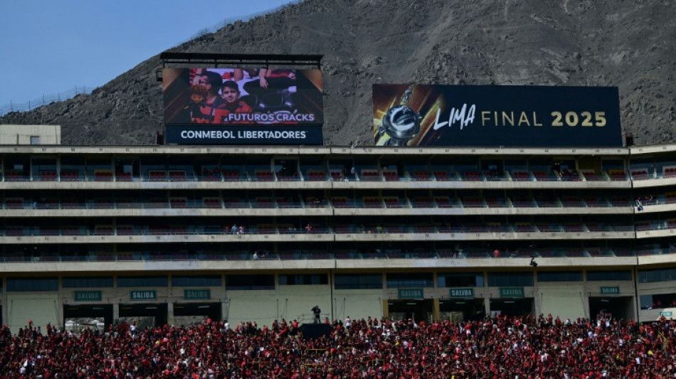 Bruno Henrique e Danilo ser&atilde;o titulares no Flamengo; Carlos Miguel confirmado no gol do Palmeiras