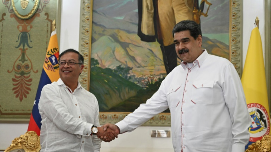 Maduro y oposici&oacute;n de Venezuela retoman di&aacute;logo con mejor clima para el chavismo