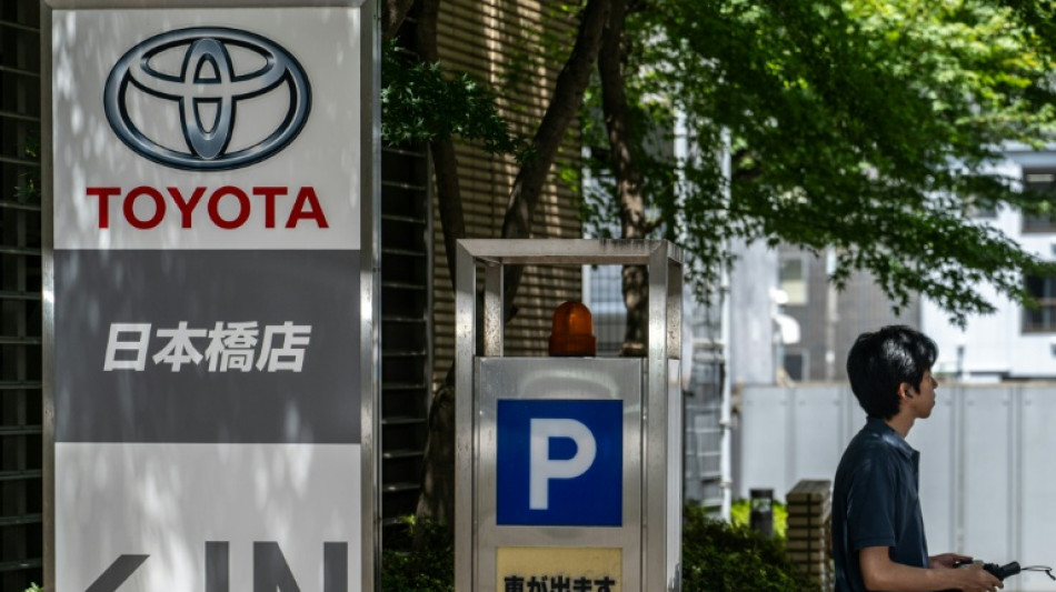 Schwacher Yen hilft: Toyota hebt Gewinnprognose an 