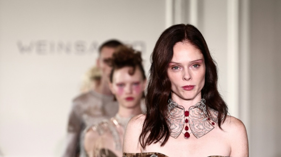 Arranca la Semana de la Moda de Par&iacute;s, en una edici&oacute;n "hist&oacute;rica"