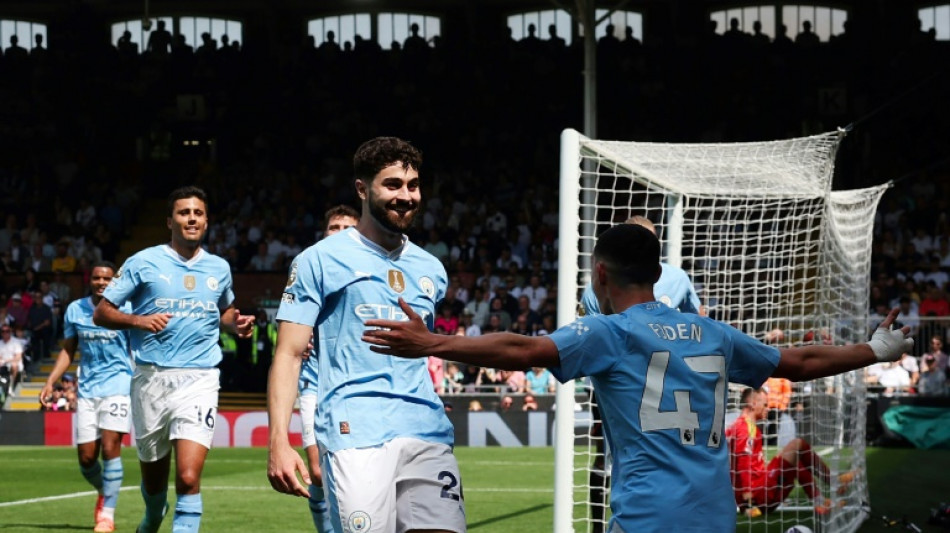 Angleterre: Manchester City met Arsenal sous pression, Burnley relégué