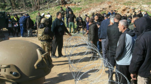 Liban: des habitants retournent dans le sud apr&egrave;s le retrait partiel d'Isra&euml;l