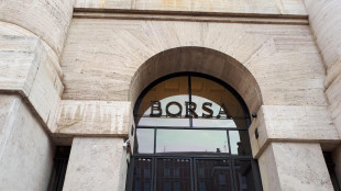 Borsa: Milano gi&ugrave; con l'Europa e Wall Street in attesa della Fed