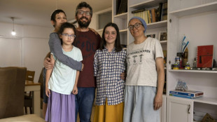 Una familia ucraniana se refugia en una colonia israel&iacute; en Cisjordania ocupada