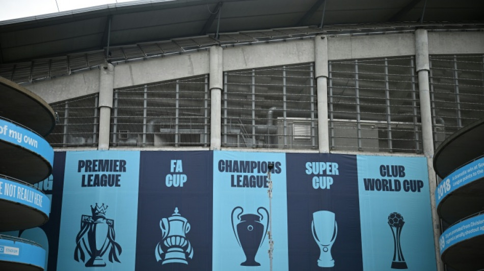 Manchester City e PSG: dois modelos semelhantes, mas n&atilde;o compar&aacute;veis