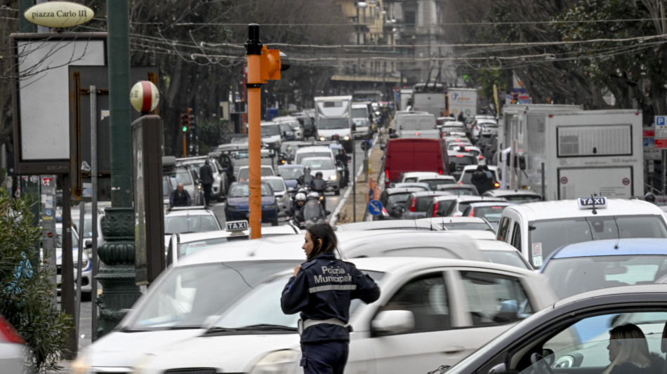 L'Ue rivede lo stop ai motori termici dal 2035, s&igrave; a ibride e biofuel