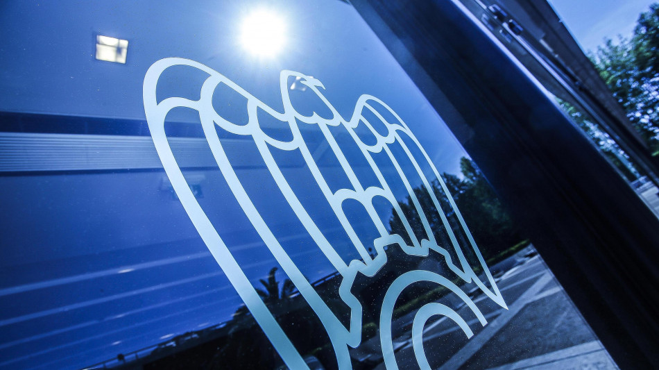 Confindustria, 'cresce il Pil con l'industria meno debole'