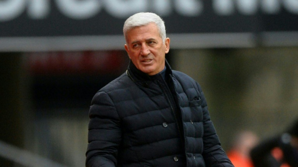 Su&iacute;&ccedil;o Vladimir Petkovic &eacute; o novo t&eacute;cnico da Arg&eacute;lia