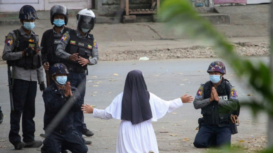 La monja birmana que encar&oacute; a la junta