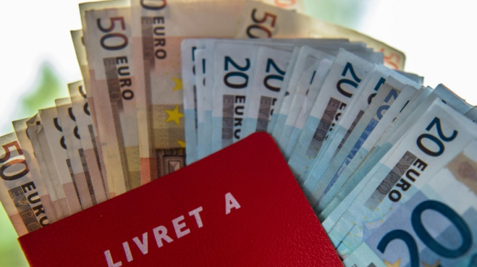 Les Fran&ccedil;ais ont continu&eacute; de remplir leur Livret A en 2021, mais moins qu'en 2020