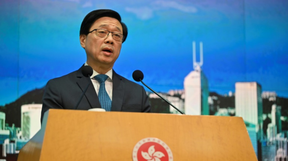 Le dirigeant de Hong Kong promet "la peur" &agrave; des militants pro-d&eacute;mocratie recherch&eacute;s