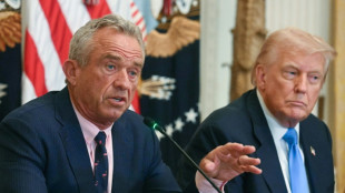 Trump desaconselha mulheres grávidas a tomar paracetamol e associa fármaco ao autismo