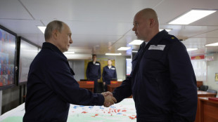 Putin visita per la prima volta le isole Curili