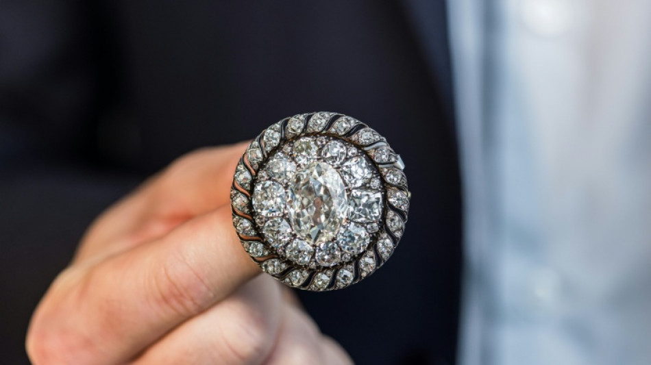 Des bijoux de plusieurs millions et une broche de Napoléon en vente à Genève  