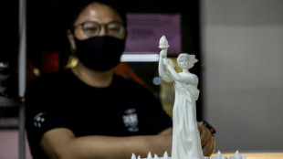 La police de Hong Kong ferme un parc embl&eacute;matique &agrave; la veille de l'anniversaire de Tiananmen