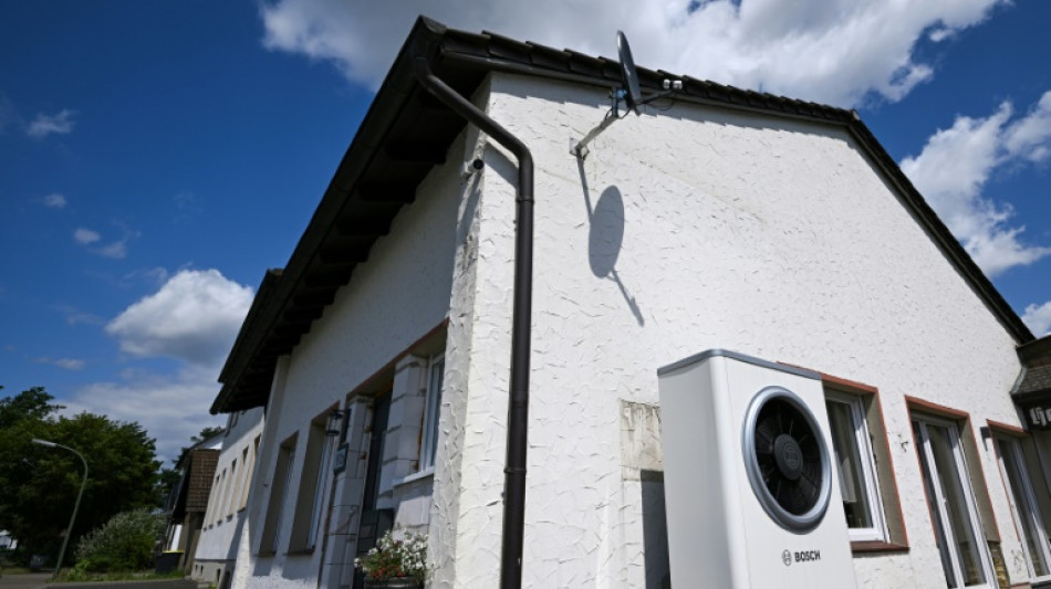 Studie: W&auml;rmepumpe plus Solaranlage langfristig oft g&uuml;nstiger als neue Gasheizung