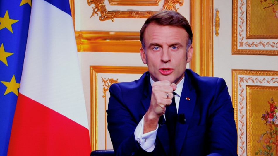Macron veut un "gouvernement d'int&eacute;r&ecirc;t g&eacute;n&eacute;ral" et fustige un "front antir&eacute;publicain"