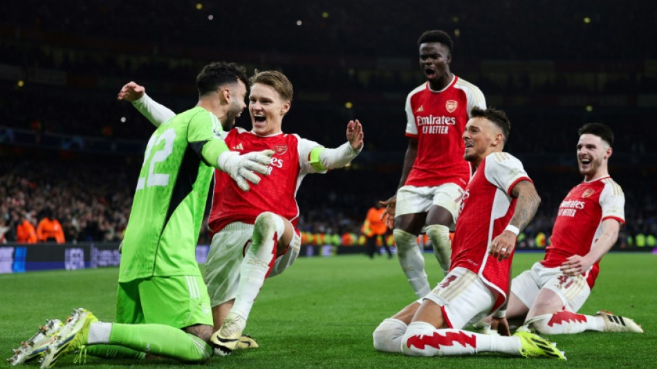 Arsenal bate Porto nos p&ecirc;naltis e vai &agrave;s quartas da Champions