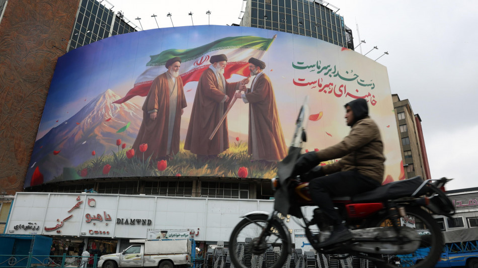 Tv Iran, a breve la Guida Suprema pronuncer&agrave; il suo primo messaggio