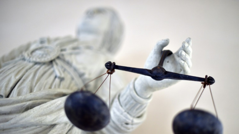 Zwölf Jahre Haft nach tödlichen Schüssen auf Fahrgast von Mietwagen in Düsseldorf