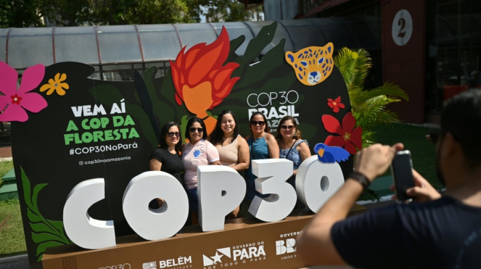 Francia no tiene intenci&oacute;n de aumentar el impuesto sobre los billetes de avi&oacute;n