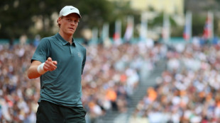 Sinner keeps run going by crushing Humbert in Monte Carlo