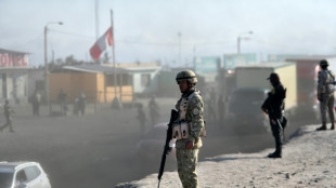 Per&uacute; "recupera carreteras" y la violencia de las protestas "disminuye" 