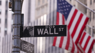 Wall Street apre in calo, Dj -0,85%, Nasdaq -1,17%