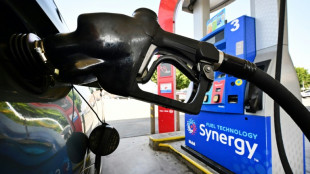 US inflation eases&nbsp;in October but still near decades-high