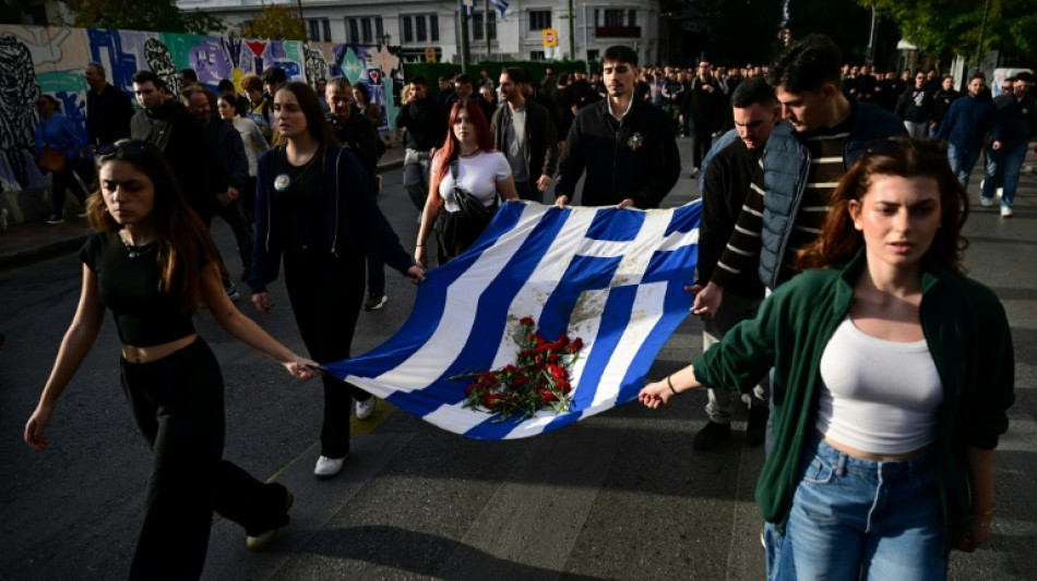 Des milliers de personnes commémorent en Grèce le soulèvement contre la junte 