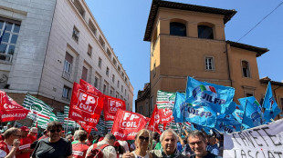 Sindacati, 'decreto Pa regalerà 1,3 miliardi a sanità privata senza rinnovi dei Ccnl'