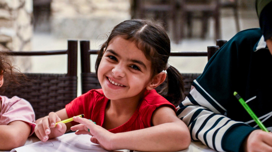 Unicef, 417 milioni di bambini nel mondo vivono in povert&agrave;