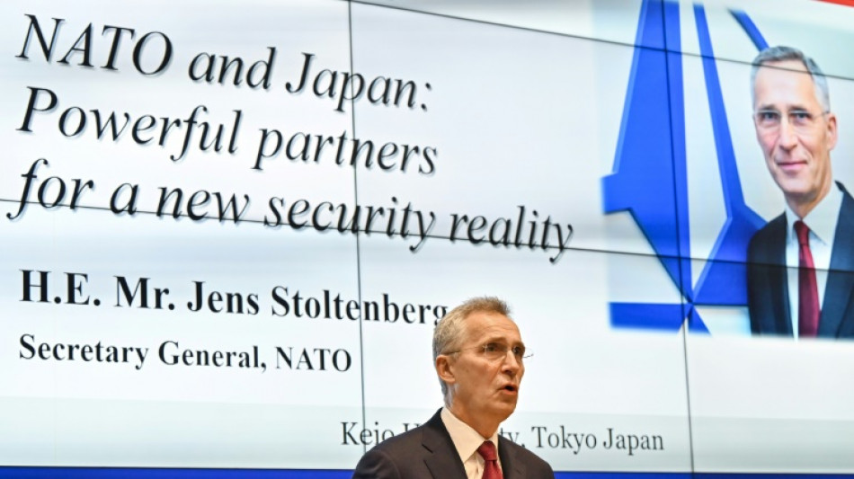 El jefe de la OTAN apoya el plan japon&eacute;s de aumentar el presupuesto de defensa