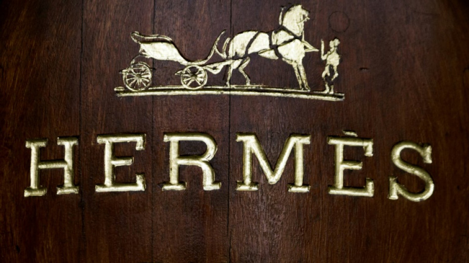 Guerre en Ukraine: Herm&egrave;s et Chanel suspendent leurs activit&eacute;s en Russie
